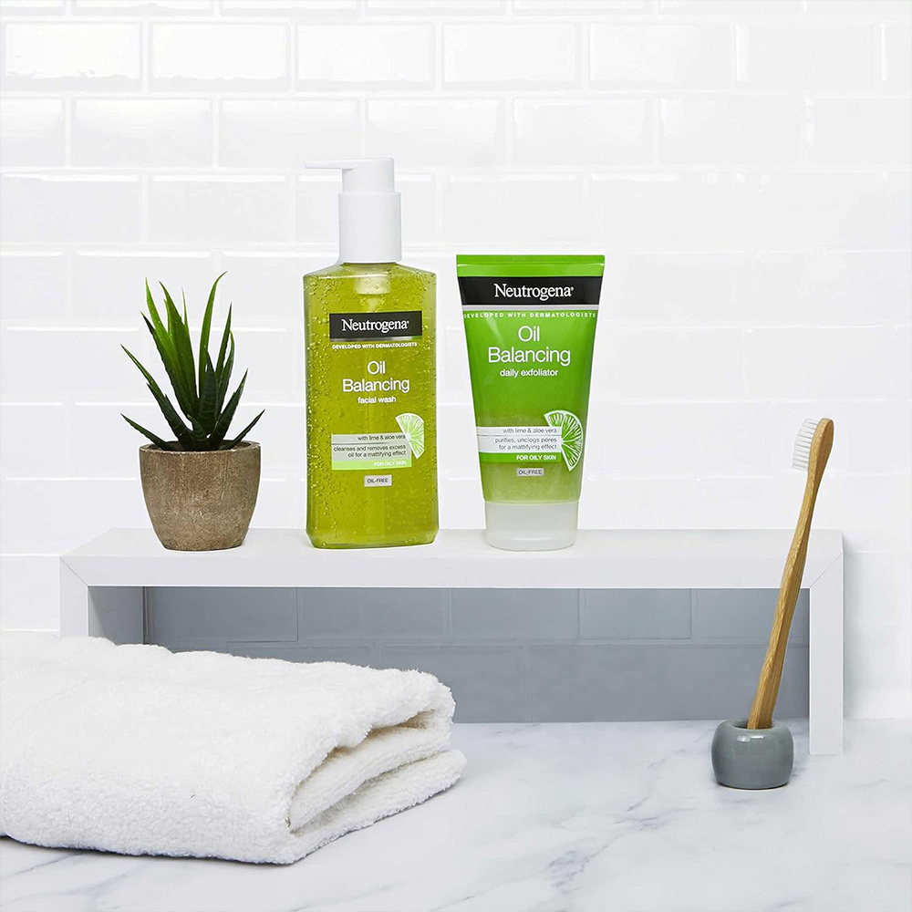 Neutrogena Oil Balancing Daily Exfoliator 150ml